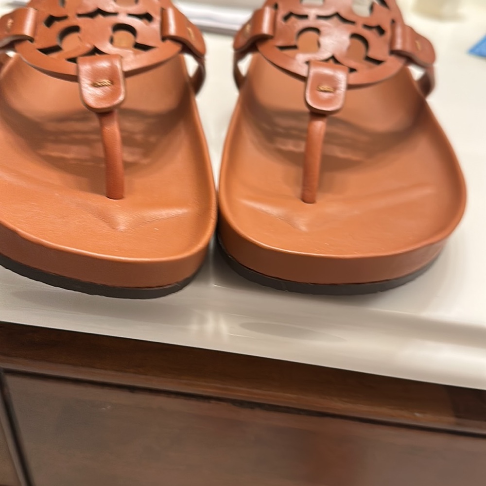 NWOT Tory Burch Sandals - Picture 4 of 7
